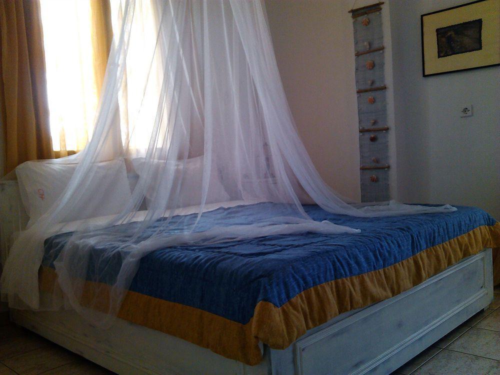 Christaras Apartments Vourvourou Esterno foto