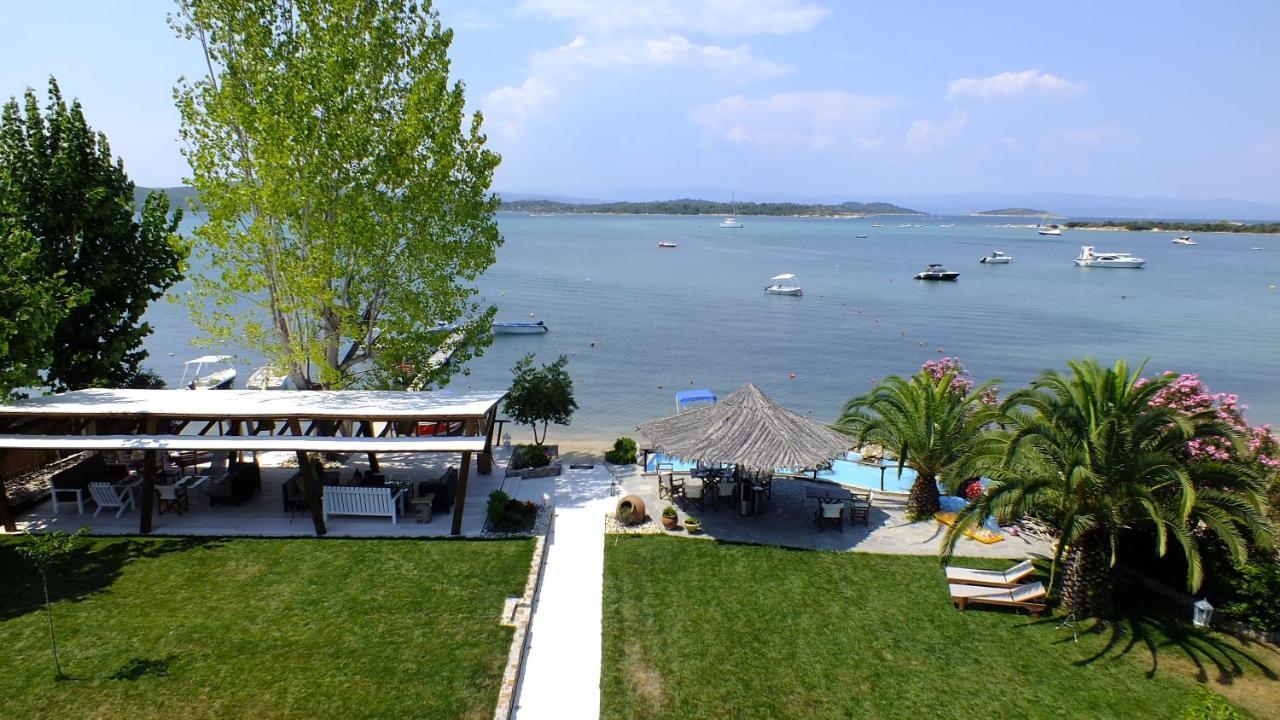Christaras Apartments Vourvourou Esterno foto