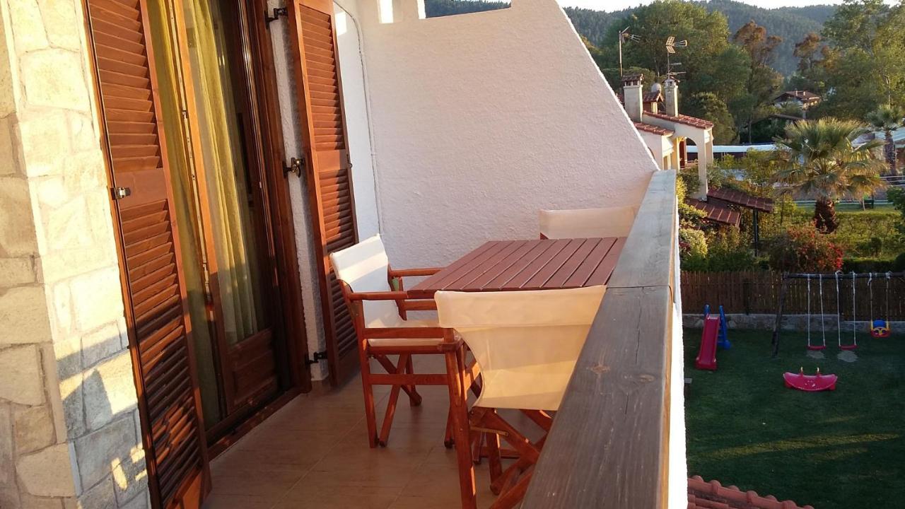 Christaras Apartments Vourvourou Esterno foto